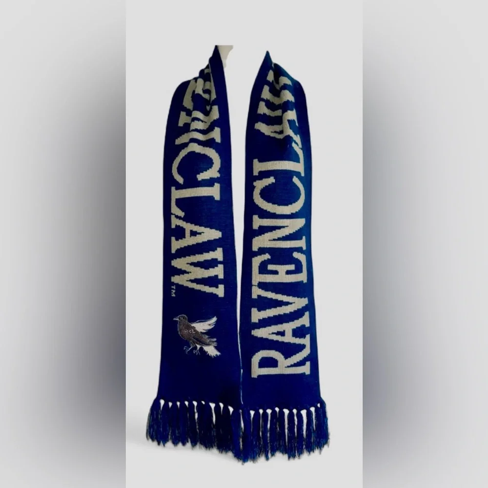 The Wizarding World Of Harry Potter Ravenclaw Scarf Universal Blue and Gray